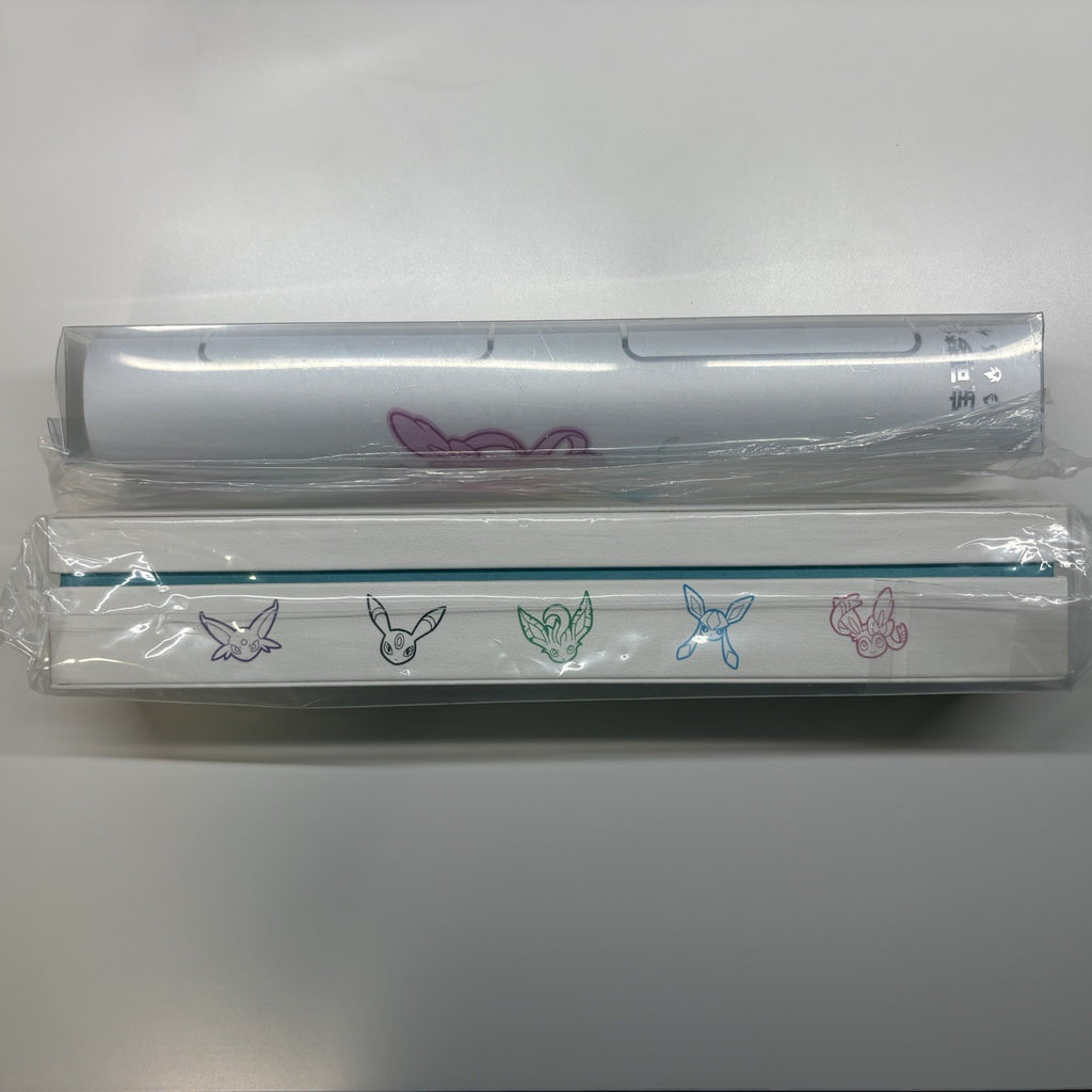 [US SELLER] Pokemon TCG Chinese Eevee Playmat + Storage Box New from Gift Box